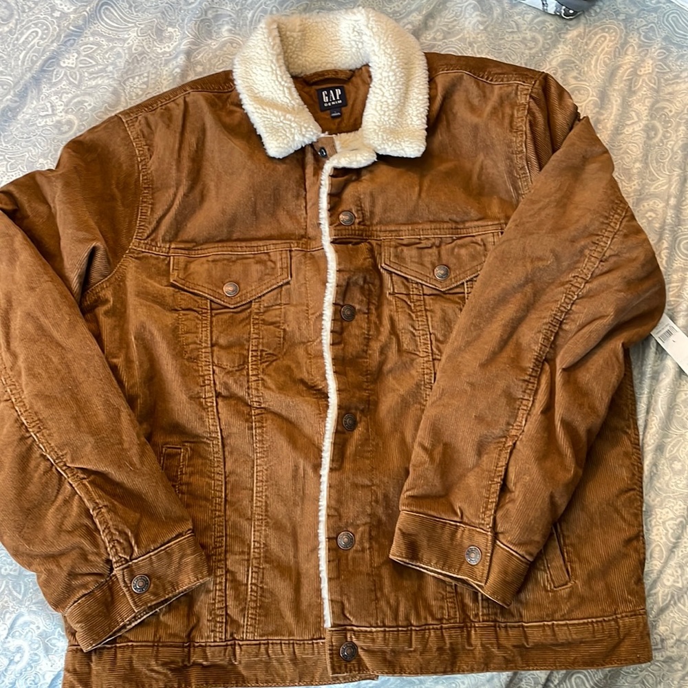 New with tags. Gap, size L, corduroy trucker jacket.